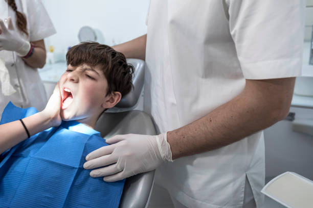 Best Dentist for Tooth Abscess  in Rio Dell, CA